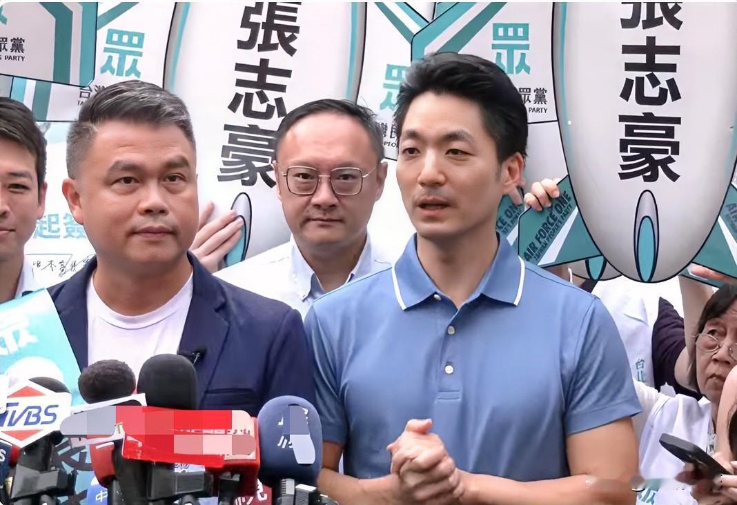 为民众党议员首站台　蒋万安：蓝白席次最大化

民众党台北市议员张志豪今天（12日