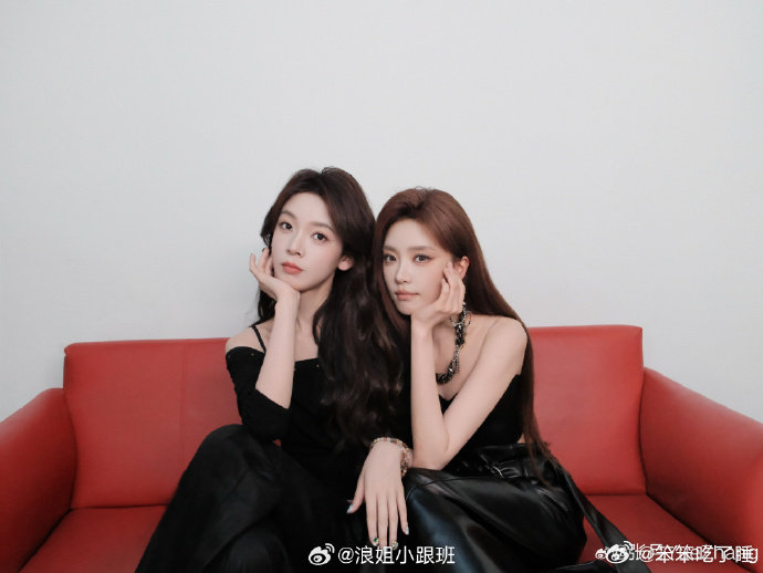 浪姐四公双人合作秀选曲乘风2026 从团体秀到双人合作，舞台形式不断创新，越看越