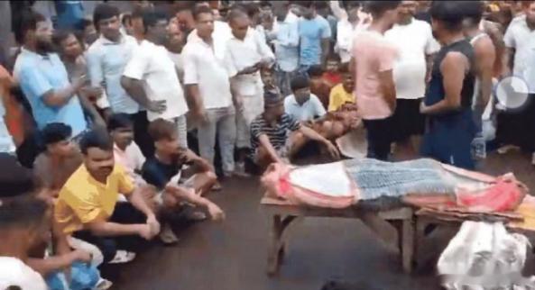 印度12岁少女被4男轮奸沉塘看完印度这起惨案心里无比沉重。12岁女孩出门买礼物惨