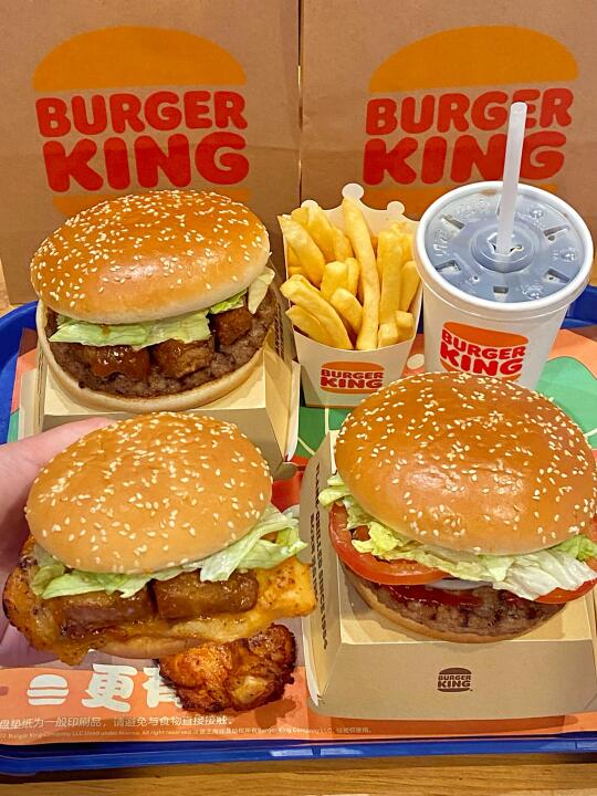 终于吃到了！🍔每一大口都是肉的快乐！！
