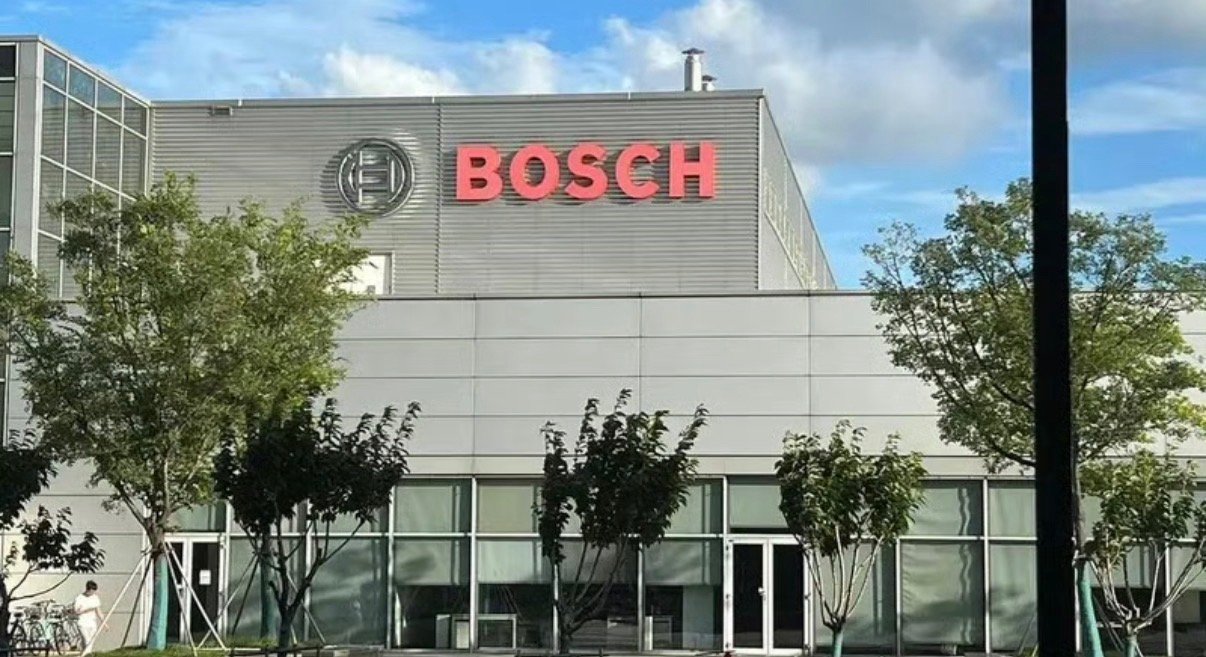 【网传博世获丰田全球百亿级ADAS定点 2028年量产落地】据媒体报道称，博世于