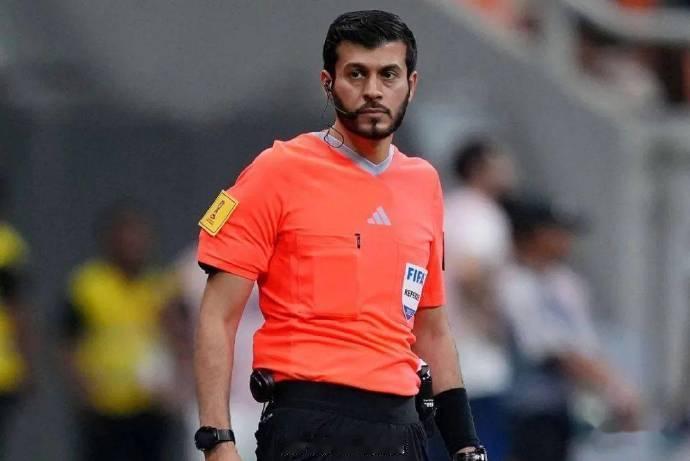 2025-26赛季亚冠精英联赛 联赛阶段 上海申花vs町田泽维亚 裁判组信息：（