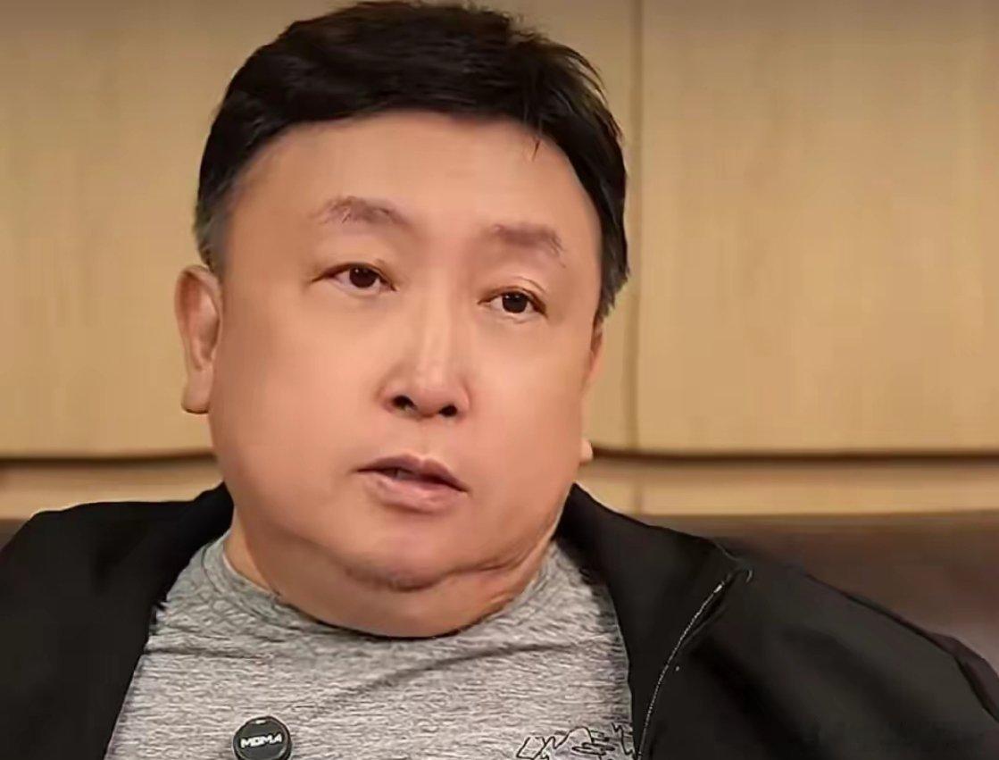 香港导演王晶最近因为采访火了，太令人意外了，他曾是香港影史票房最高的导演，代表作