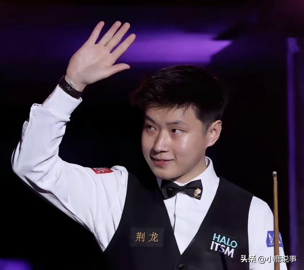 谁敢信！
赵心童冲10万英镑真疯了！
 
已经68杆破百。
再冲32杆。
就能拿