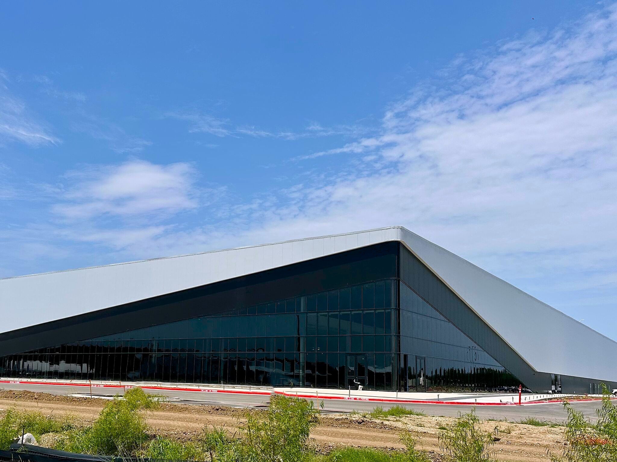 SpaceX星链服务，2月4日在塞内加尔推出，2月3日在玻利维亚推出～ 