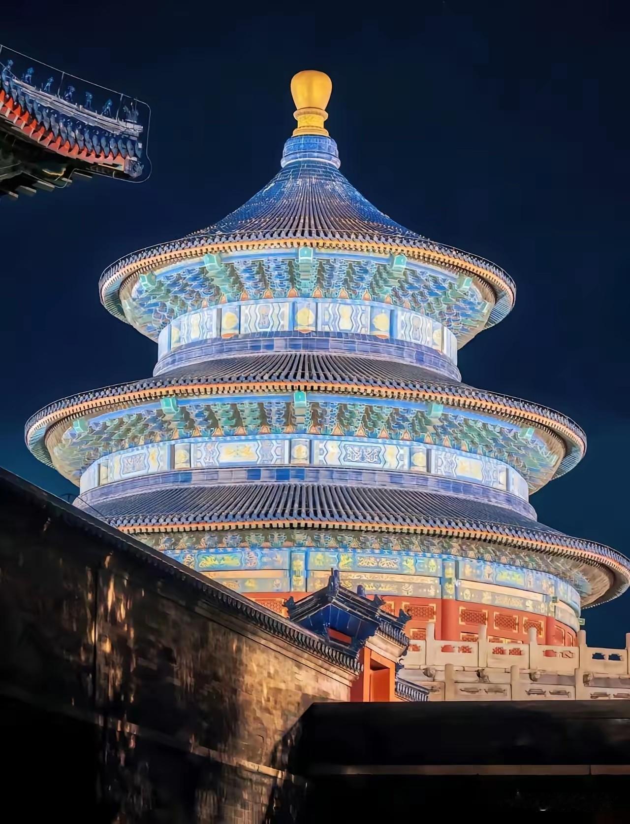 夜晚的天坛，精妙绝伦，太美了！我差点以为穿越了

说真的，活了这么多年，白天去过