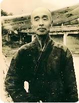 【弘一法师不写脏字】
 
弘一法师的书法颇受人们喜爱。他一心向佛，对于前来求字的