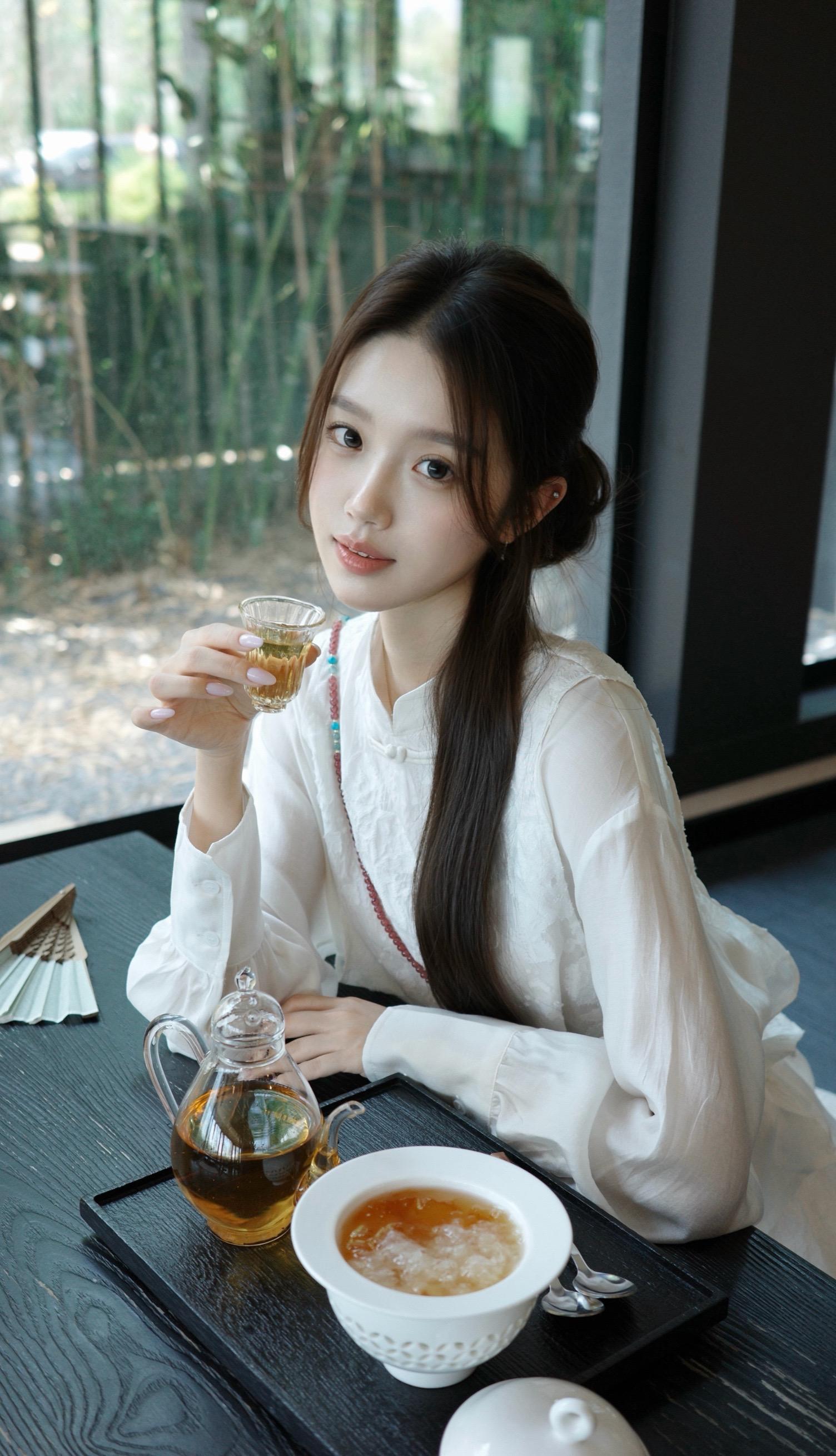 故事鲜艳 而缘分却太浅