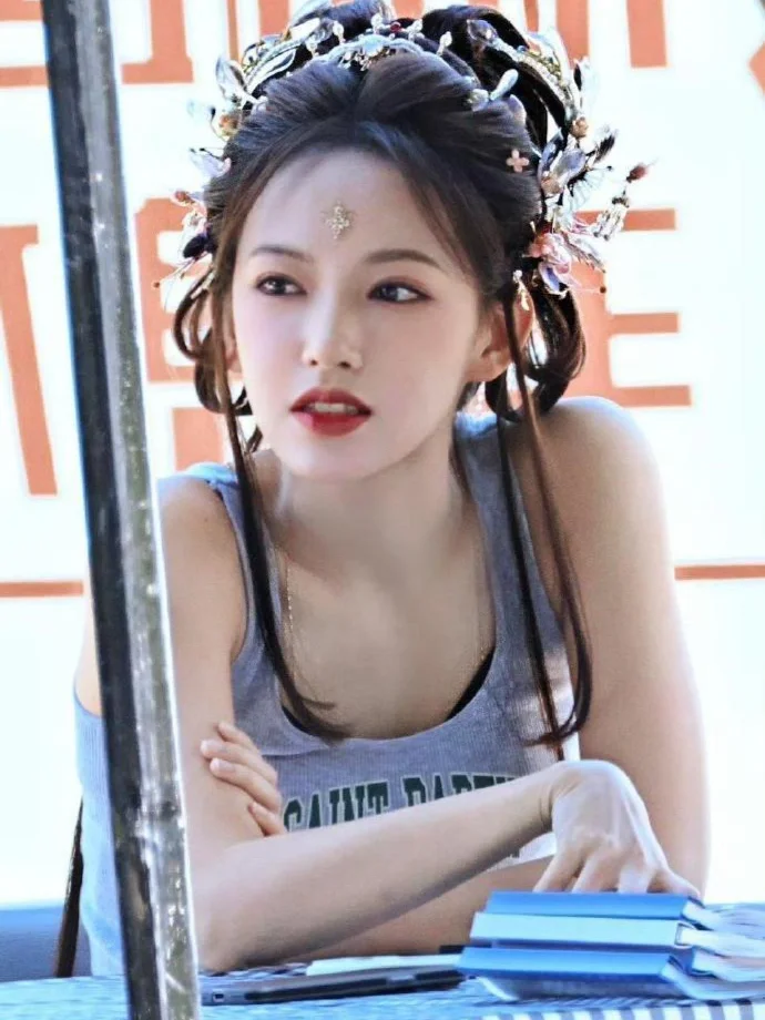 我在“不被程潇美晕”的挑战中坚持了0.01秒