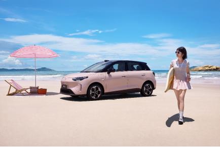 8月11日，零跑汽车发布了全新A平台第二款全球化车型A05，起售价6.39万，最