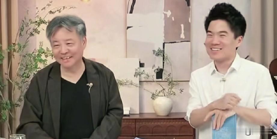 余华老师认为他最看重的品质是“真实、真诚、真心”，而他视董宇辉为老朋友，是经常可