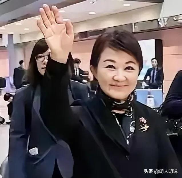 卢秀燕回台见真章：美国那套话术岛内吃不吃得消？
 
卢秀燕在美国那一通发言，咱们