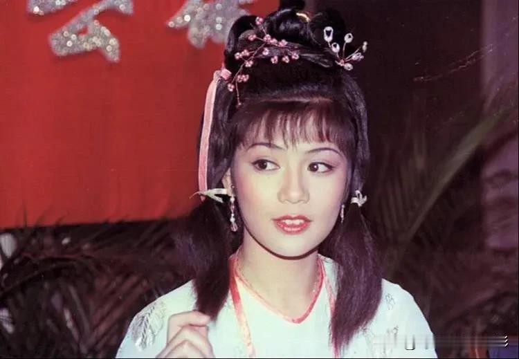 翁美玲的黄蓉最美吗一笑倾城，再笑倾国，经典无法超越🌼翁美玲