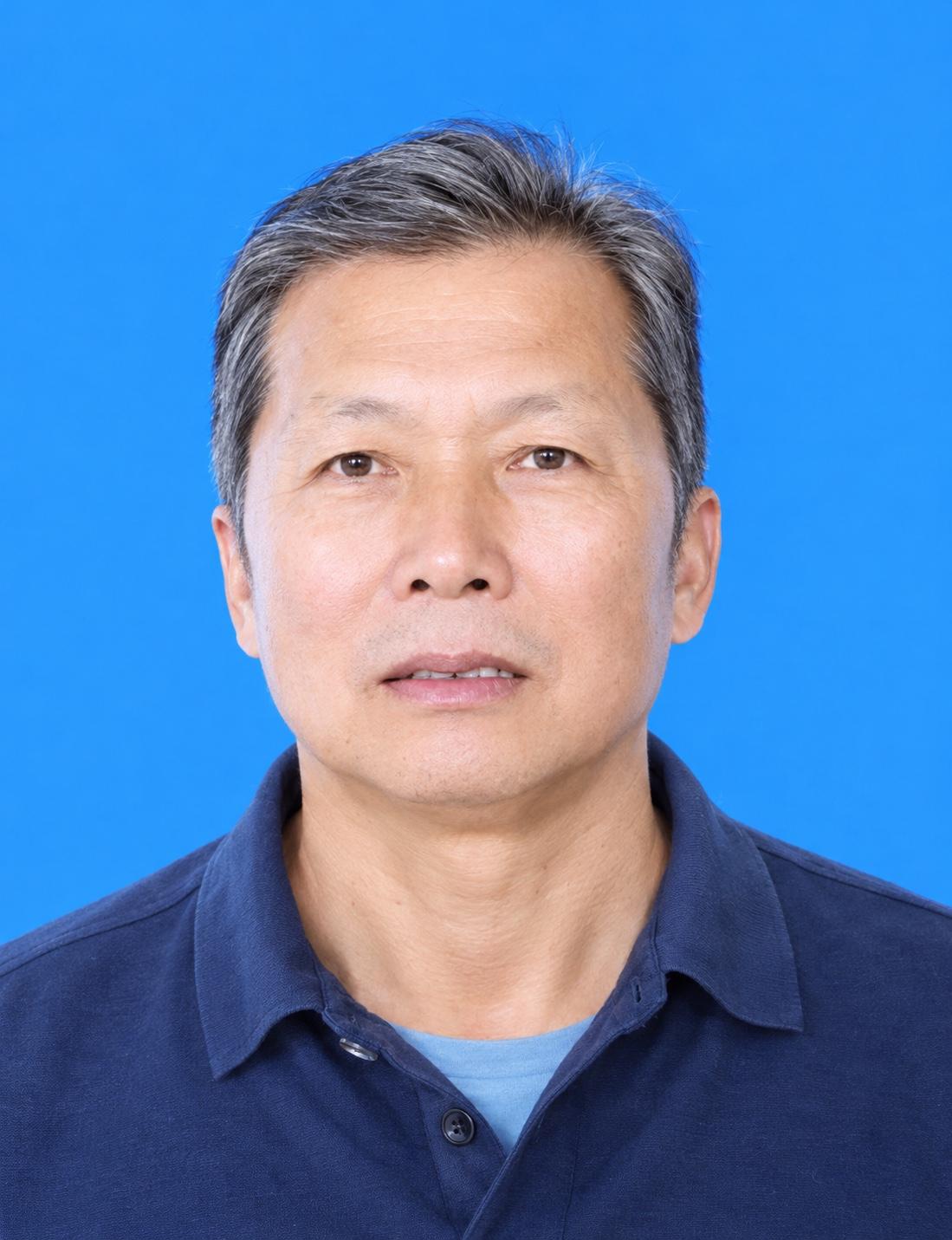 高福有，男，1955年3月出生，中共党员，吉林省通化市集安市大路镇古马岭村村民。