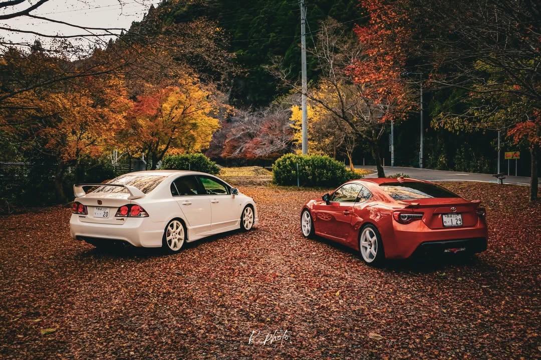 这是新旧时代的碰撞吗。