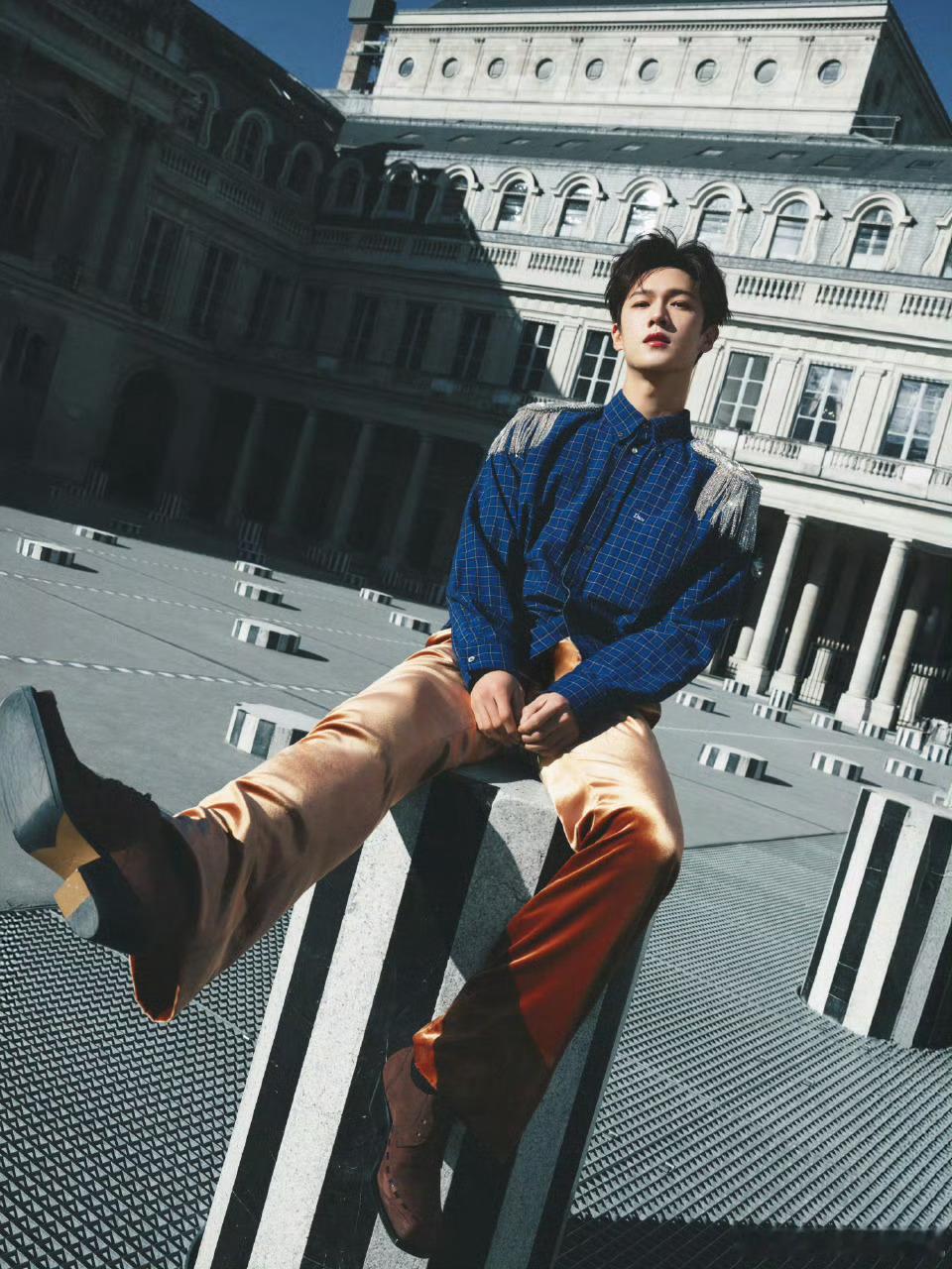 李昀锐时尚cosmo预告李昀锐时尚cosmo发布节奏 小林太争气了！首登五大刊预