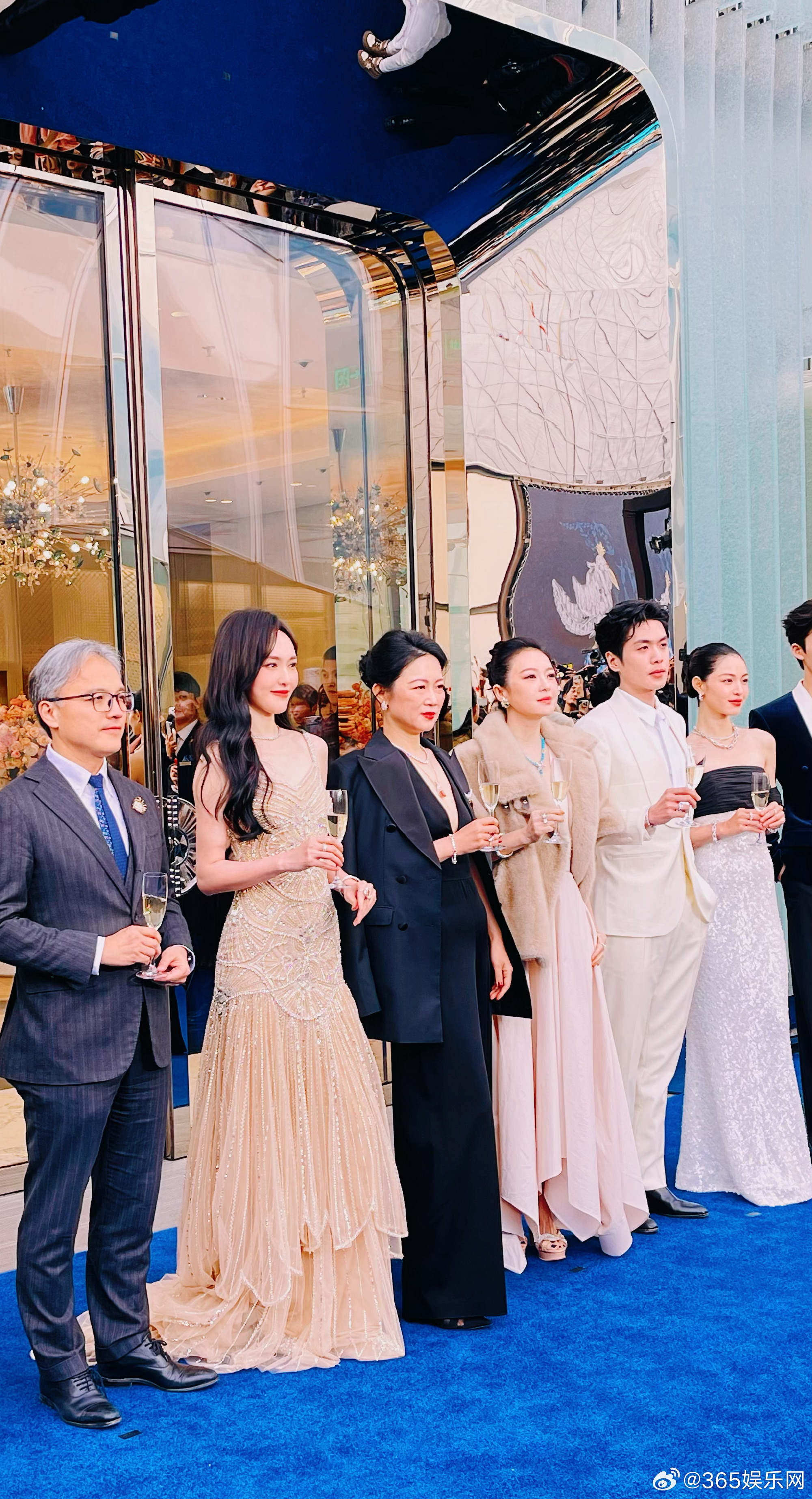 章子怡出席某品牌活动，气质依然在线，高贵大气，惊艳～章子怡 女神穿搭明星高级感穿