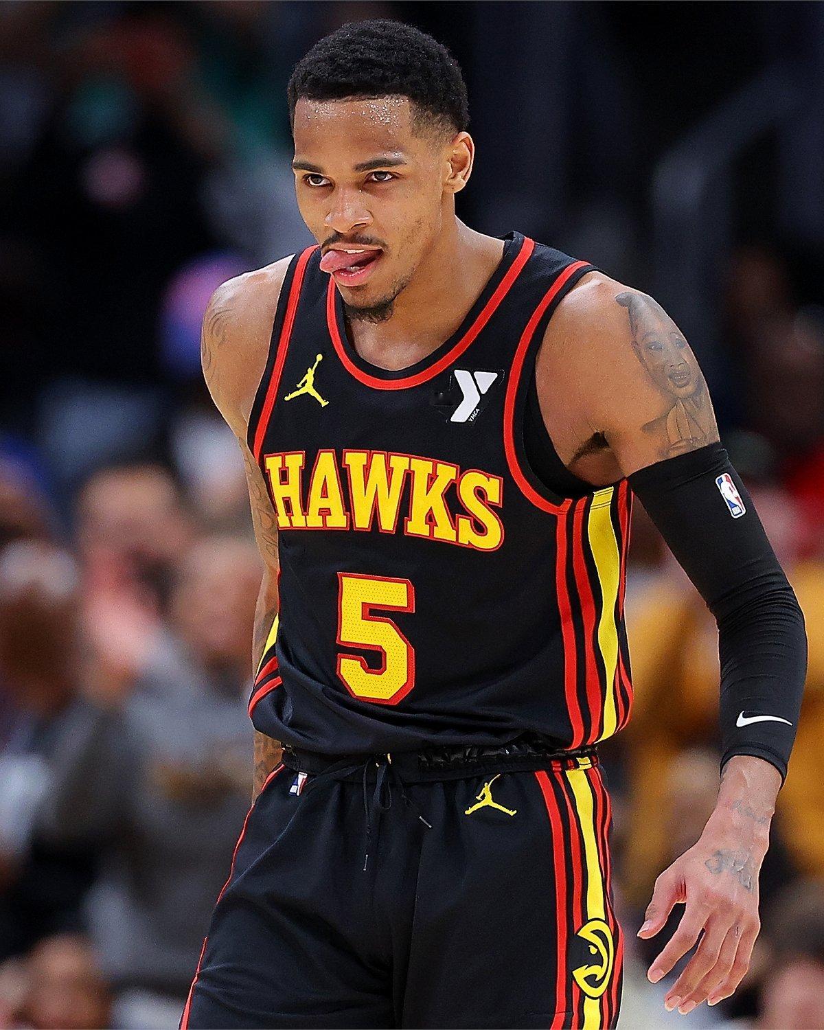 默里完全健康的时候，一赛季三次绝杀2024年3月交出场均26.7分5.4篮板9.