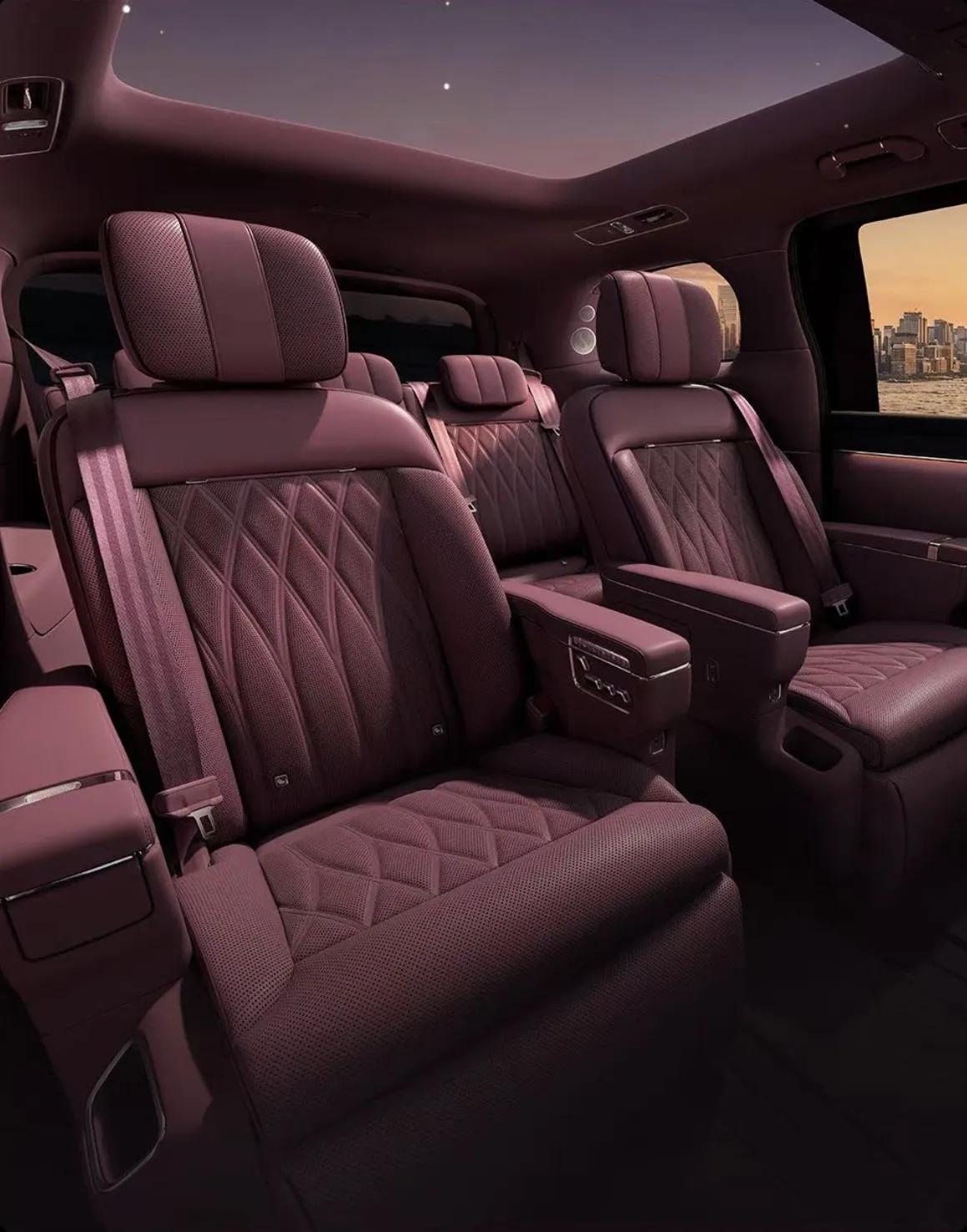 谁懂啊，露营最扫兴的就是带的冰饮变常温，生鲜食材放坏。现在智界V9直接把"移动冷