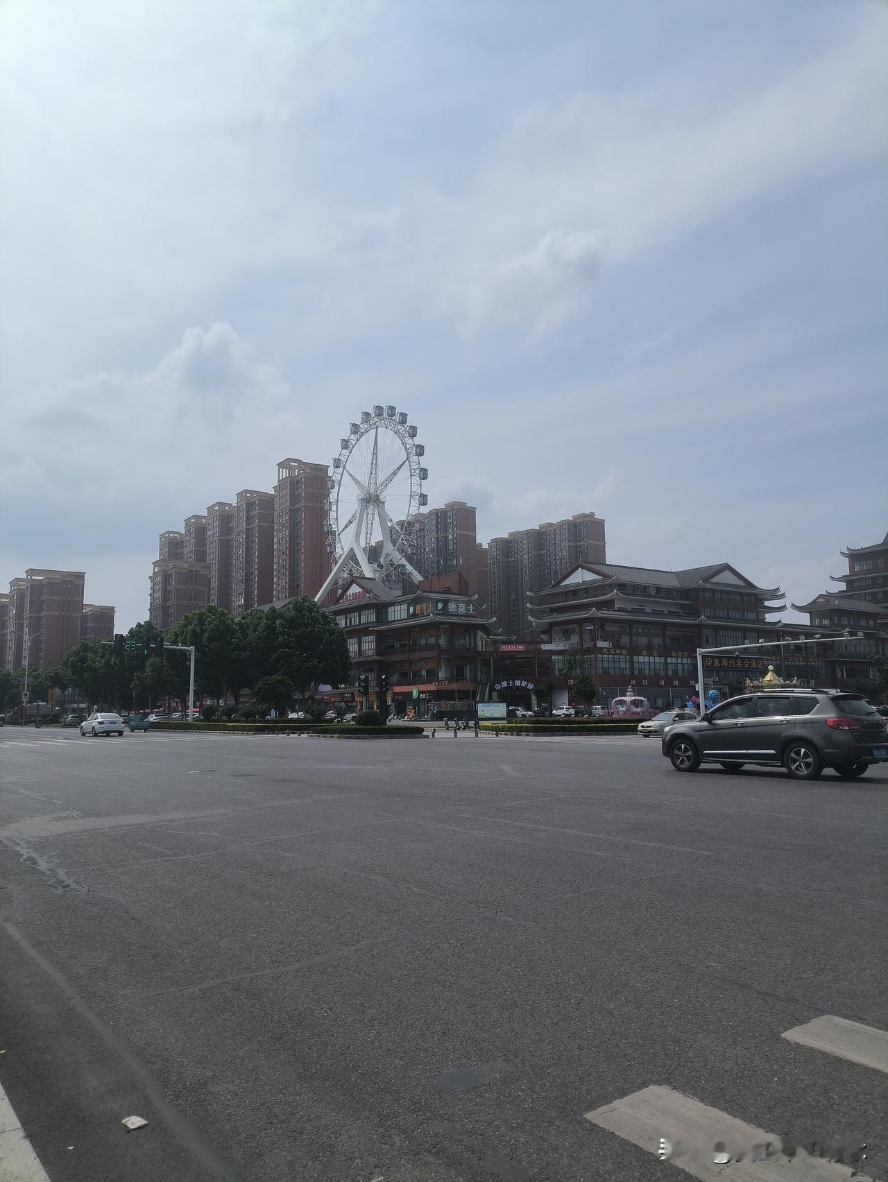 人们总将独来独往之人描述得超凡脱俗，可实际上，独来独往的人也颇为可怜。他们并非不