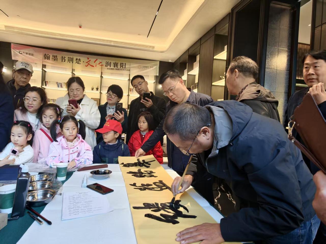 襄阳的放假通知已经出炉了，那么中小学的寒假怎么安排才合理呢？我认为发展1-2个兴