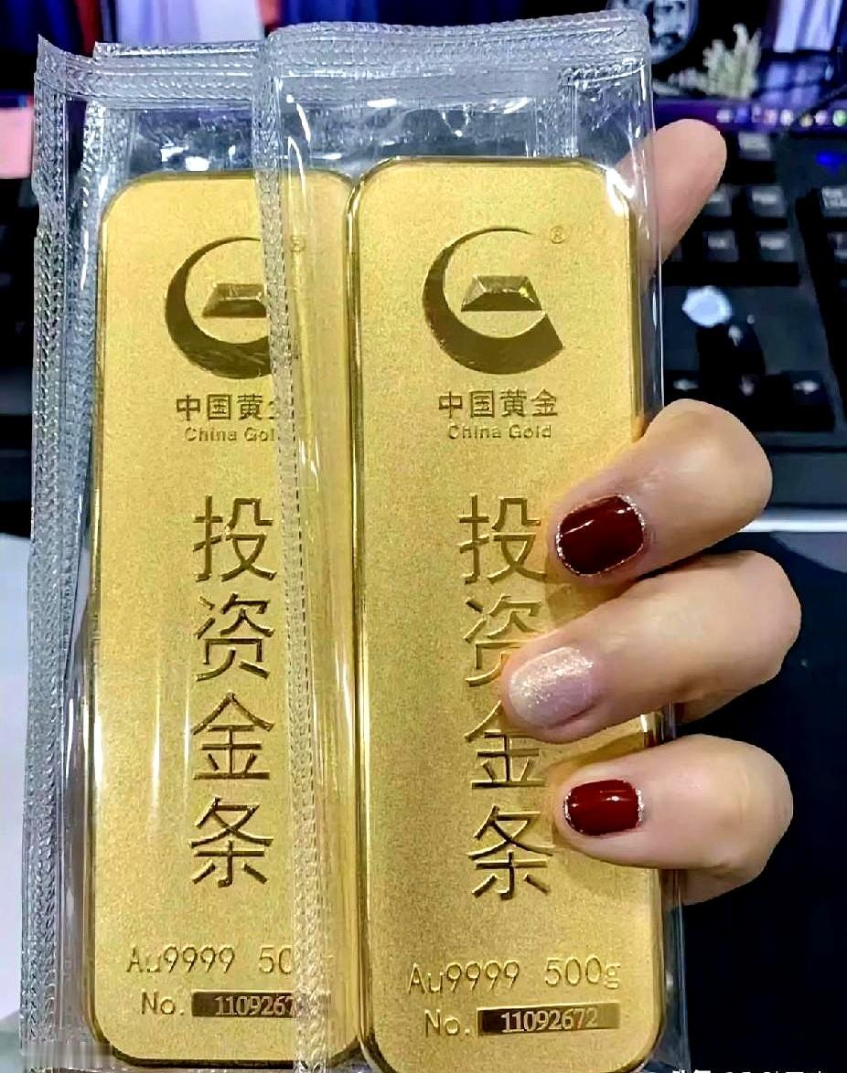 金价都在940多晃了好几天，我这边还是1000的车，你说气不气？
6月17日看盘