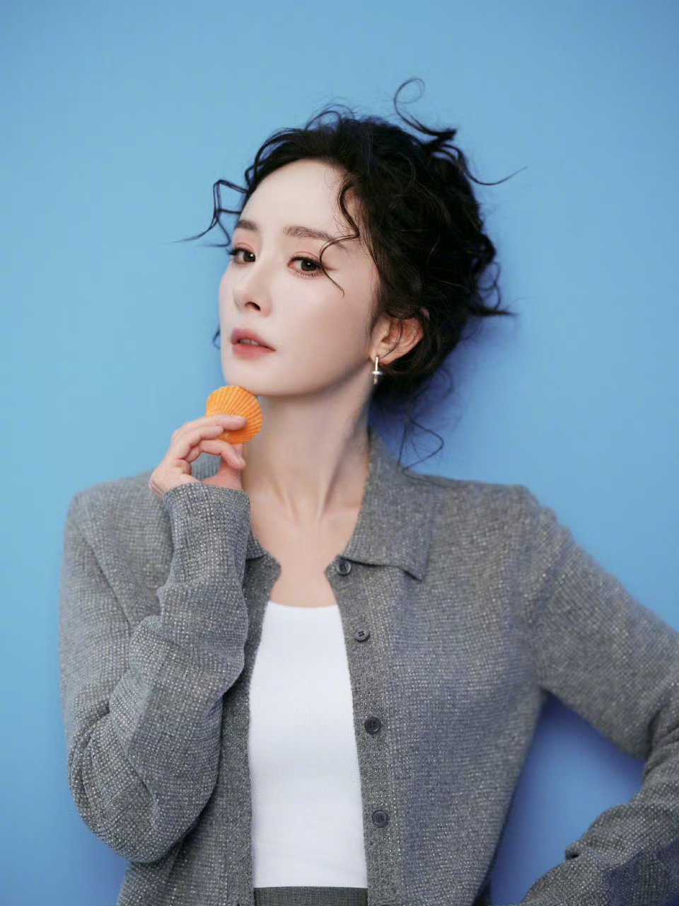 杨幂～～杨幂[超话] 杨幂羊毛卷做成程莉莎了 ​​​