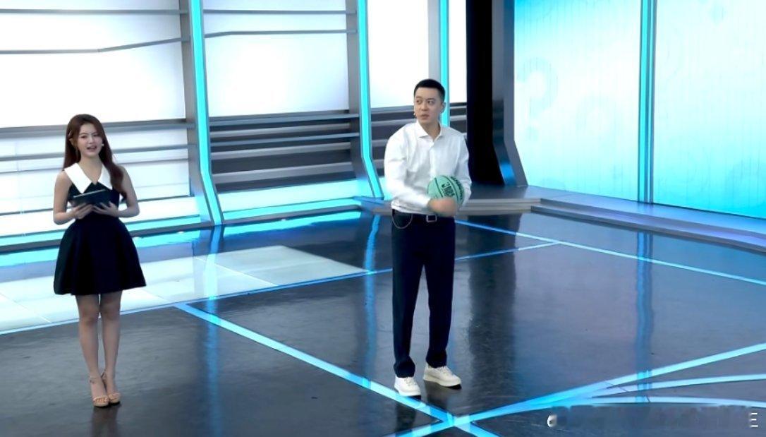 鸣鸣子为啥一开口就一股登味呢，比杜指导还油