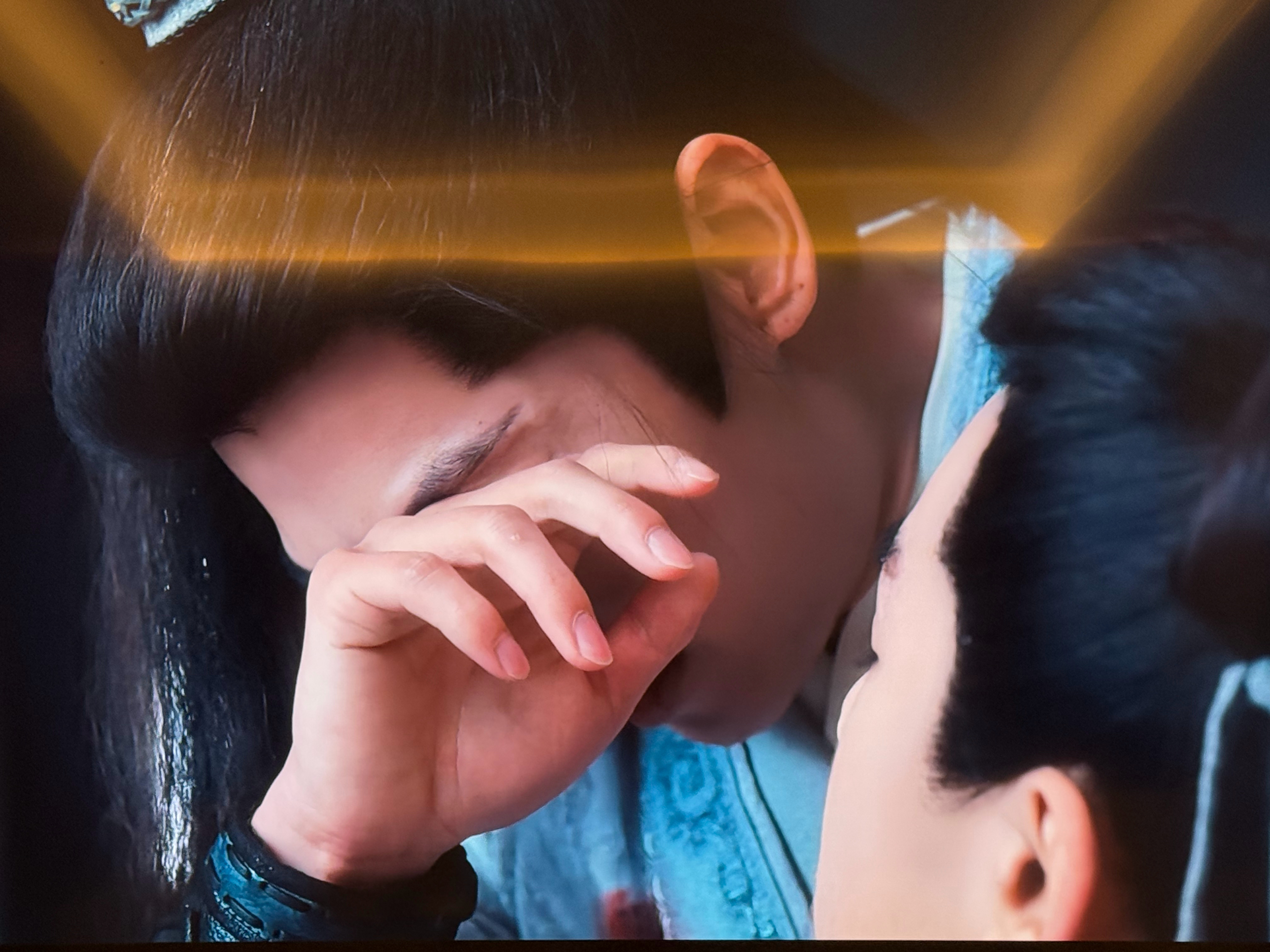 哭成这样还这么美啊yyls