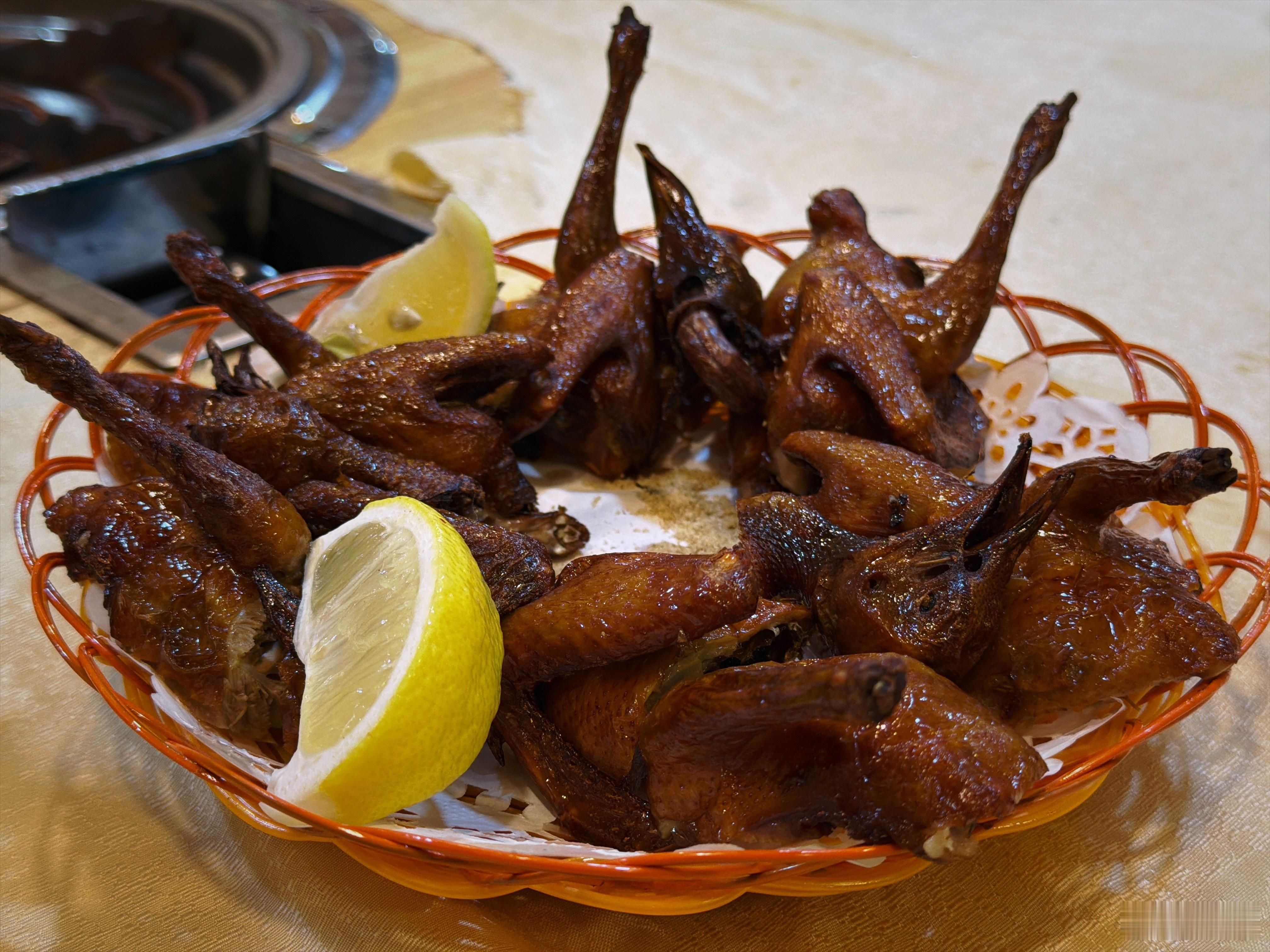 妈呀今天2025年最后一天了！我咋觉得去年元旦就跟昨天似的，太吓人了，转发评论本