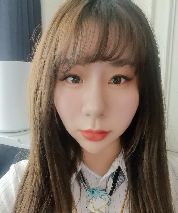 2026年3月 哈尔滨
松花江的冰冻看啦！
一桌子的早餐美食吃啦
今天早上的快乐