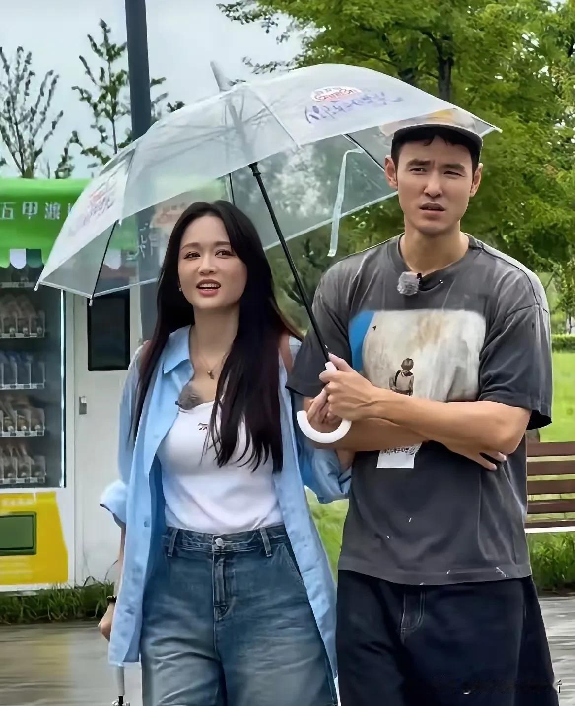 梦回《命中注定我爱你》。阮经天和陈乔恩时隔多年再相聚。这哪里有时间的光顾？还是曾