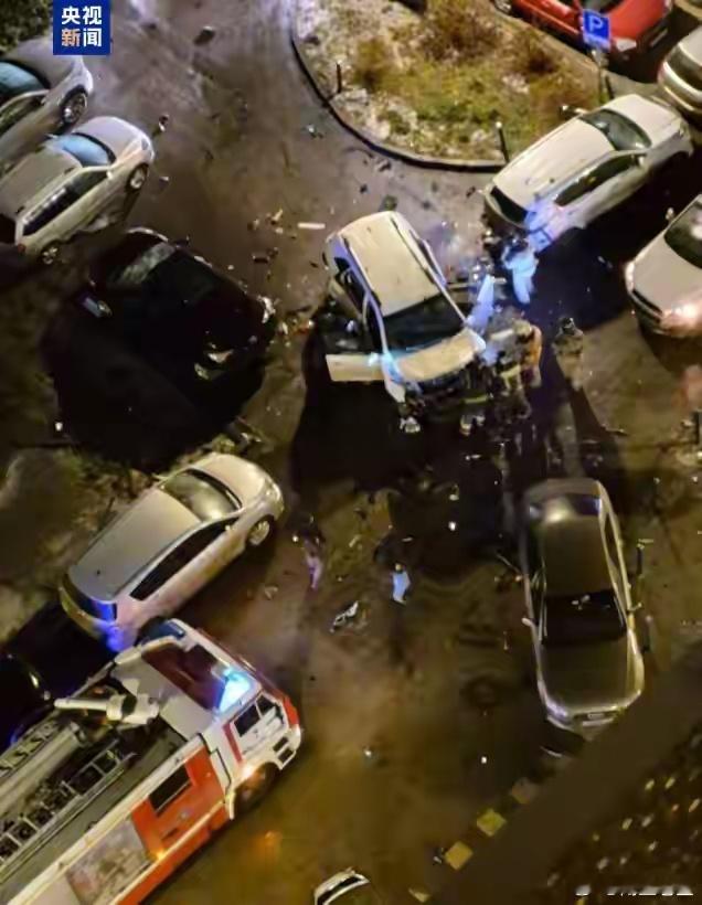 莫斯科闹市区突然炸响，俄军中将横死街头，1500多将军人人自危？莫斯科闹市区传出