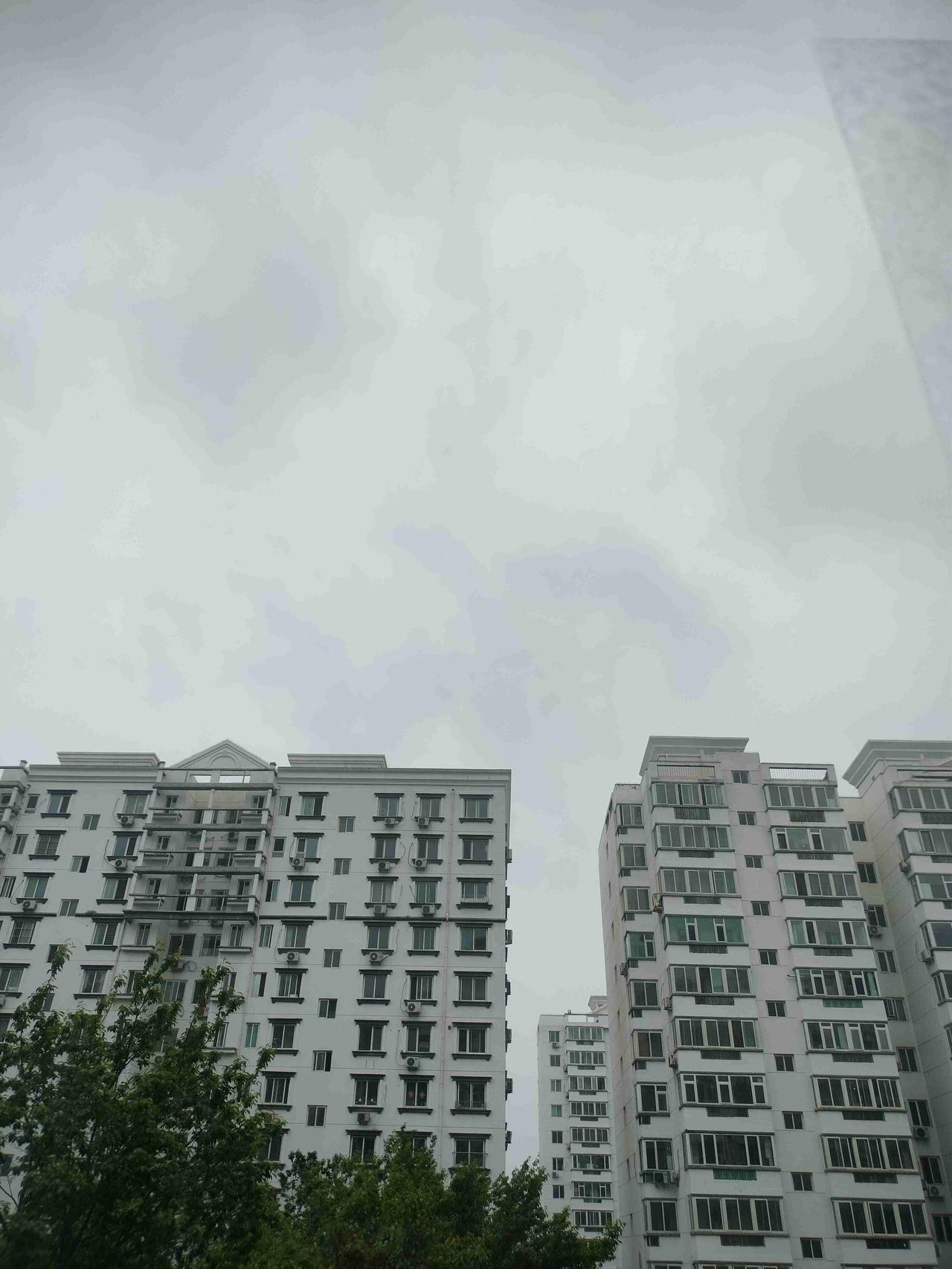 我的今日状态：💰期待暴富
我这里的天气：☁️阴天