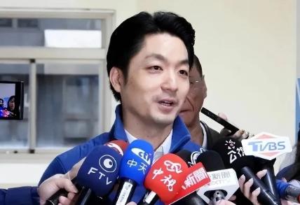 台湾政坛这片天，怕是要变了！岛内现在流传着一个预言：只要蒋万安2026年顺利连任