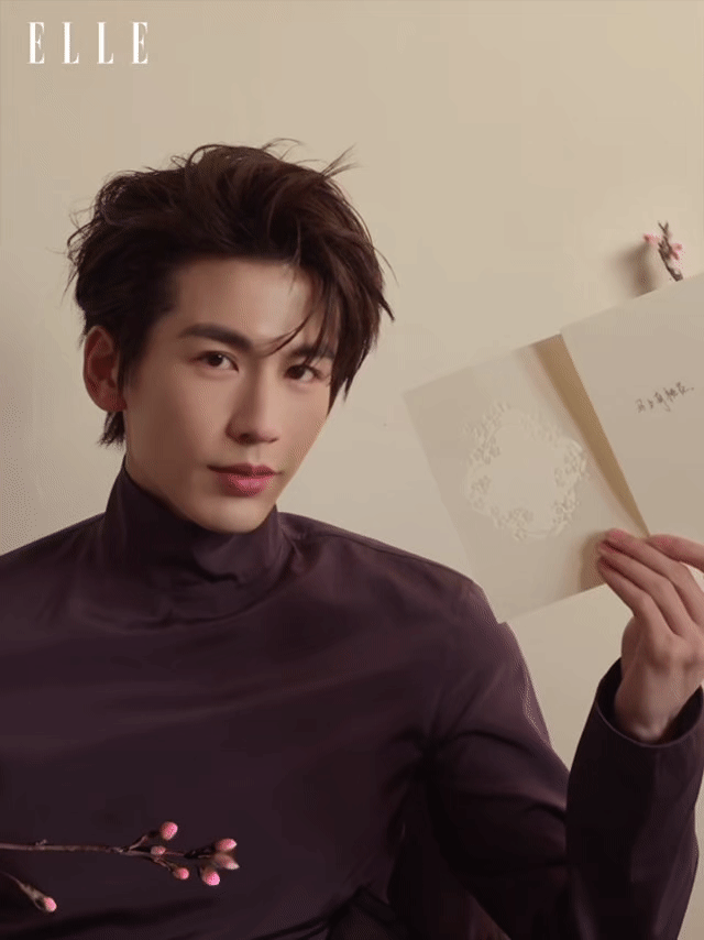 张凌赫现在不敢大笑了吗？ 