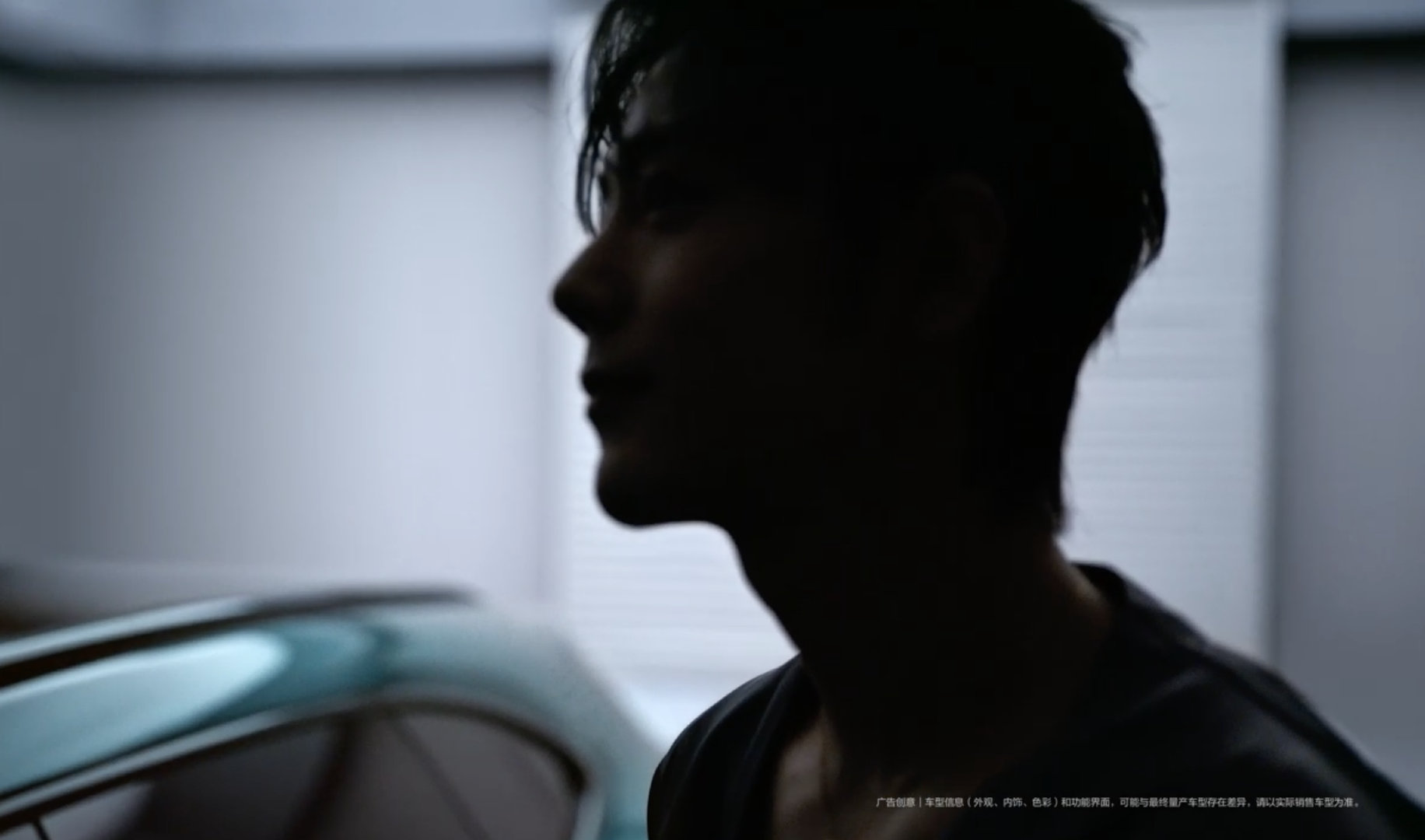 余承东欢迎尚界新朋友 一场备受期待的全新合作悄然预热，地标大屏加持，排面十足！神