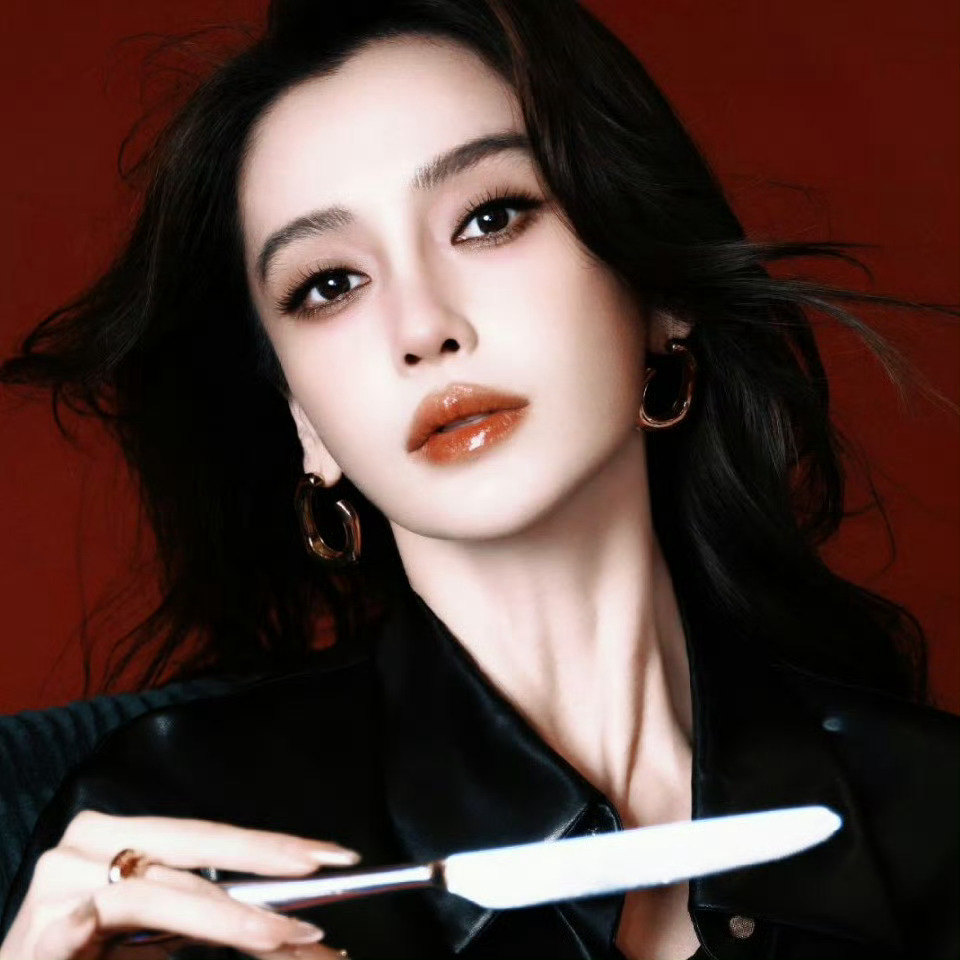 angelababy  angelababy “如果微风会说话，那你的耳边一定会