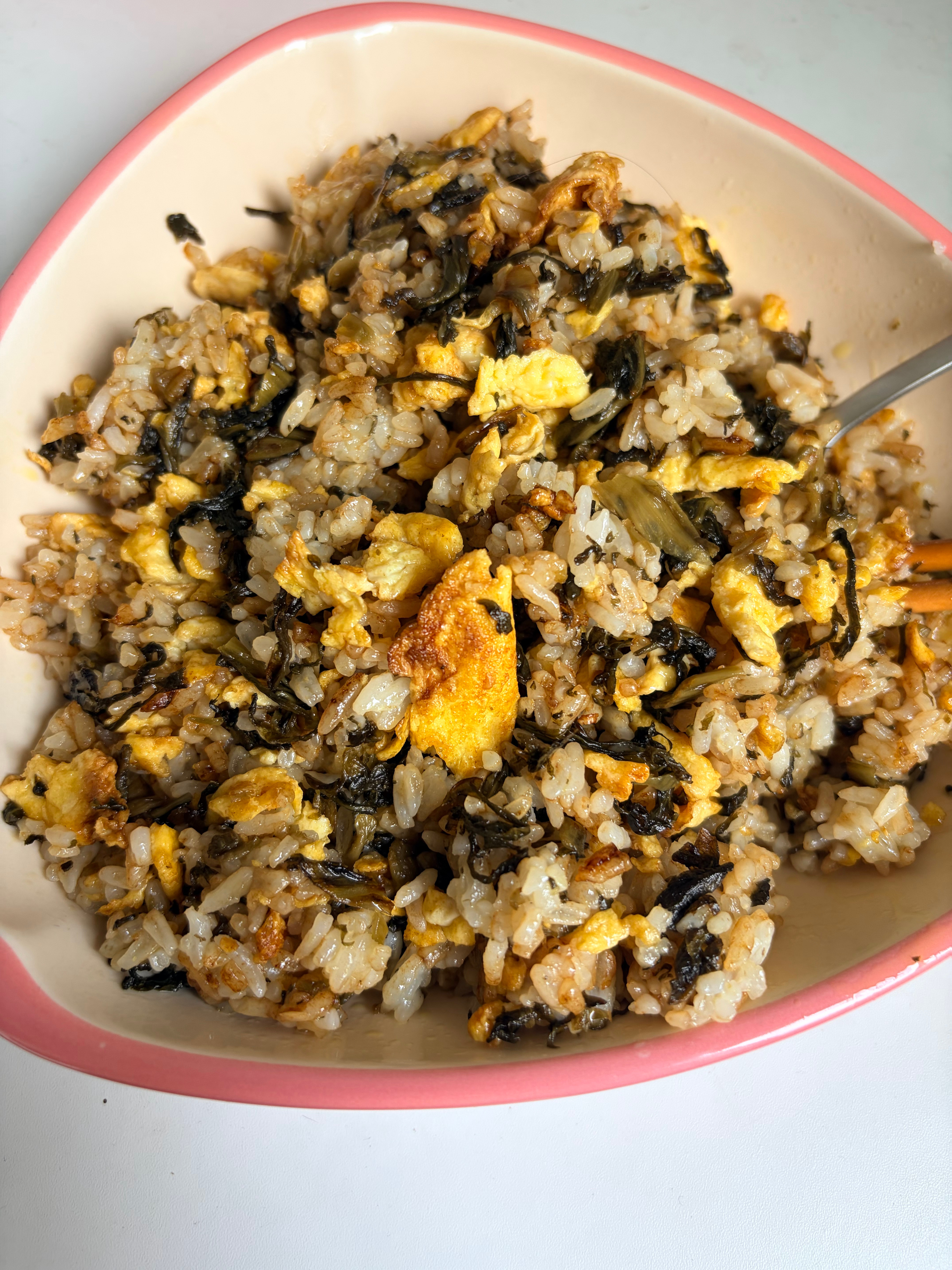 外婆做的腌菜用来蛋炒饭味道一绝 