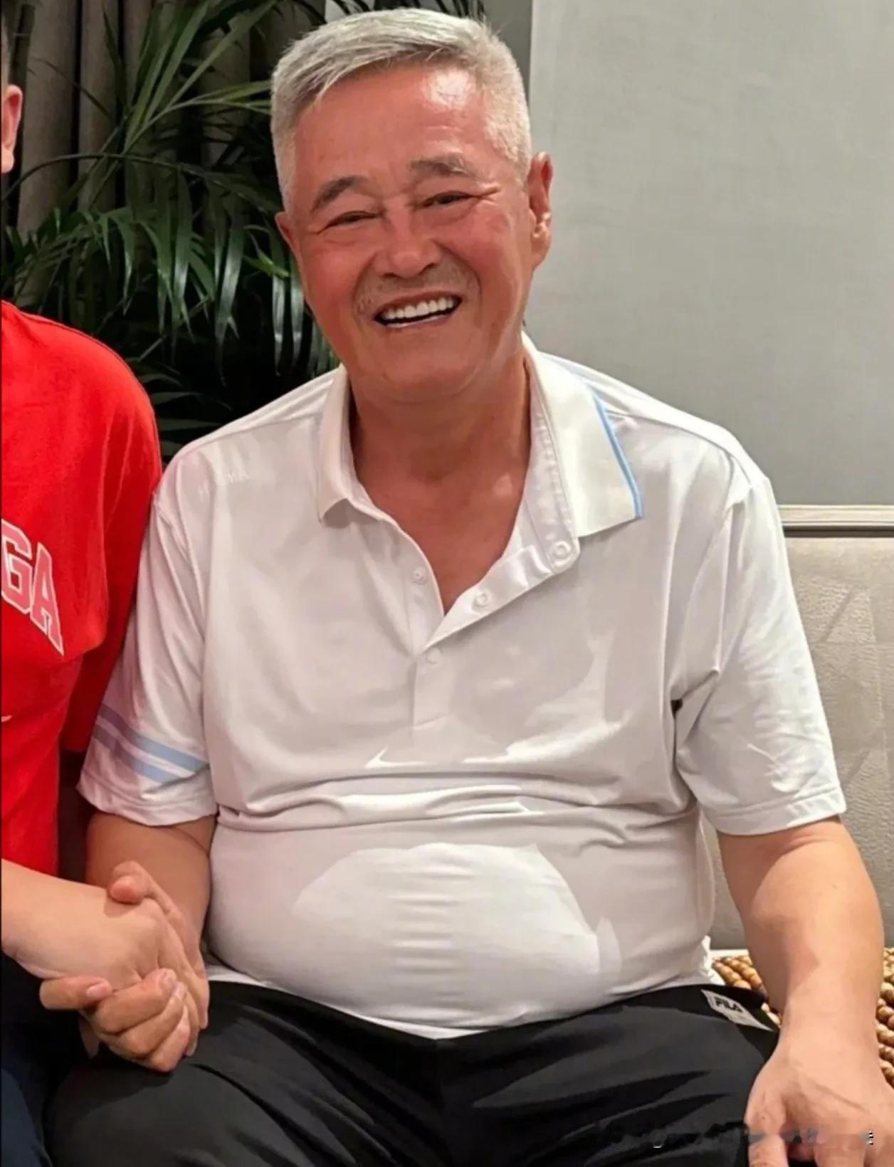 彻底告别舞台！赵本山女儿直播爆料：老爸进入“老年溜达阶段”，商演综艺一律不接

