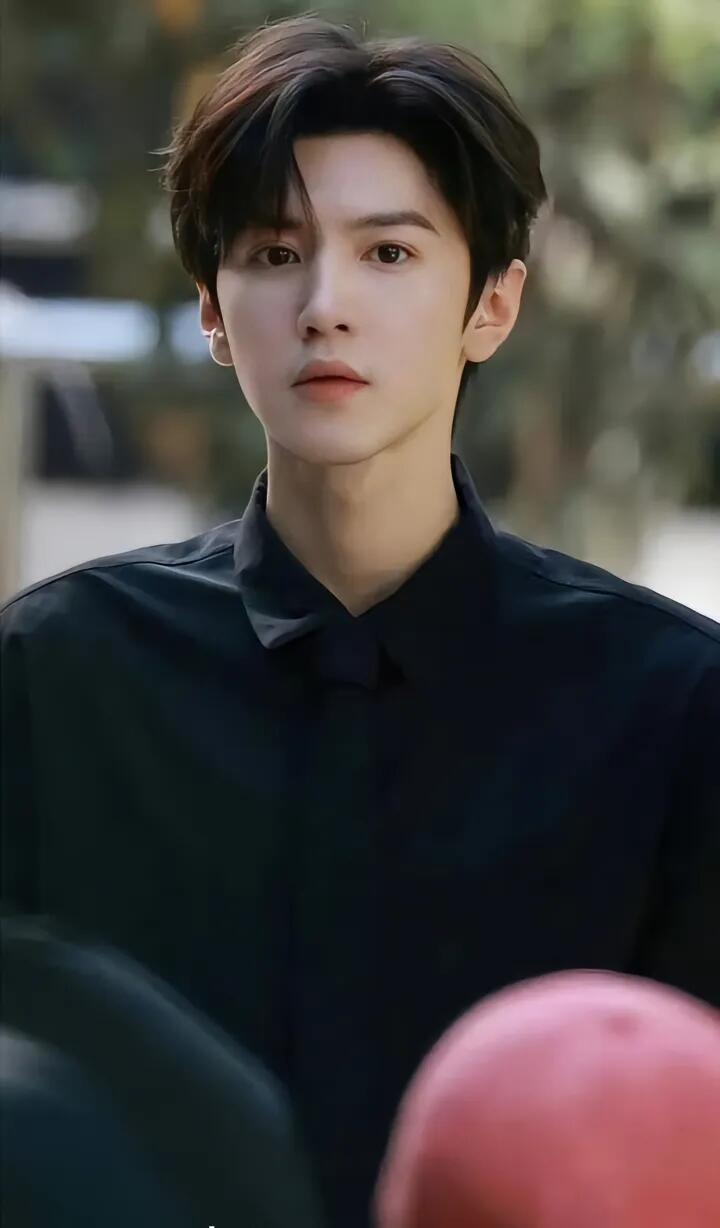 陈哲远的小心翼翼让人心疼陈哲远好真诚的一段文字 向来追求完美对待角色，这次配音变