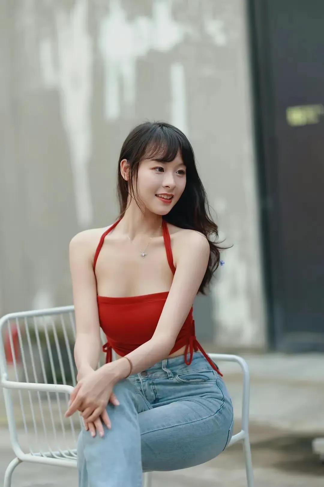 阳光，活泼，乐观，有活力，美好青春