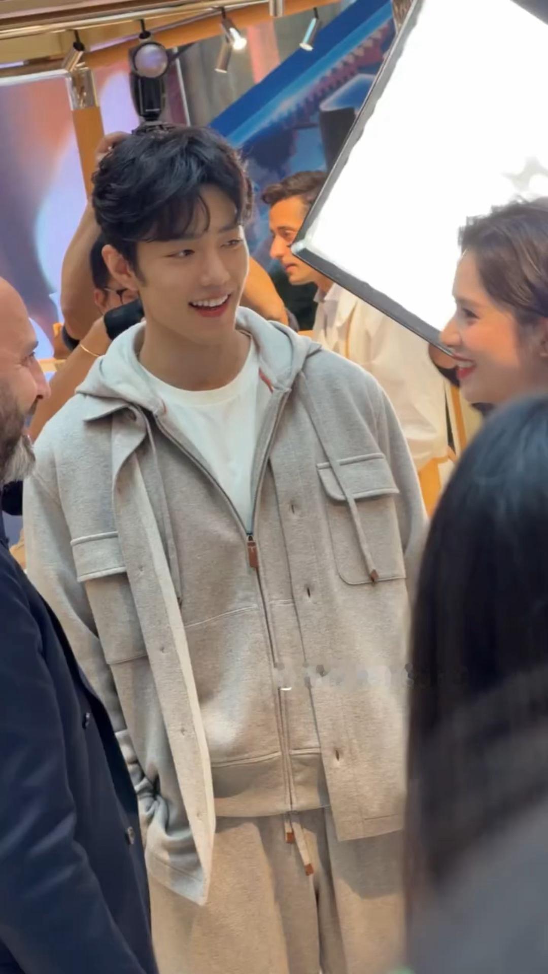 《藏海传》的兵在哪奴奴荼荼合体，肖战张婧仪终于有售后了，啊啊啊啊啊啊你俩到底在聊