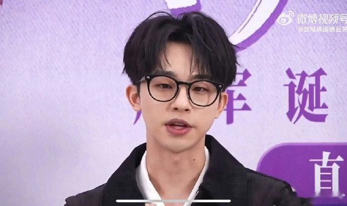 何运晨何运晨回应offer拿第一太绝了！何运晨分享拿第一的秘诀！最重要的是平常心