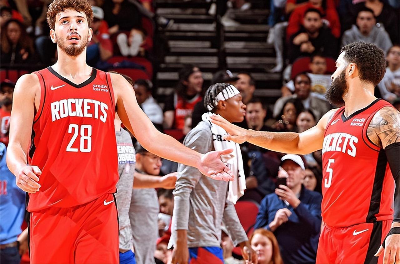 火箭6位新援现状：4人完美兑现价值，1人成鸡肋、1人已被弃用
火箭在赛季初引进了