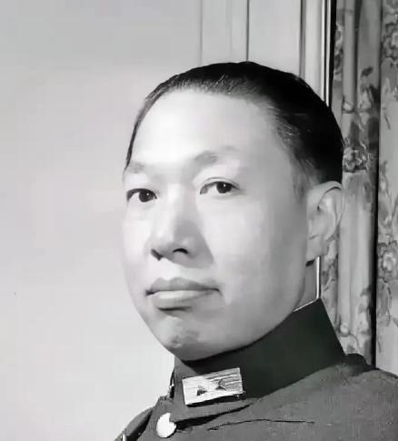 杨永泰身为蒋介石的首席谋士，他早早离世，着实可说是中国人民的福气。杨永泰犯下三宗