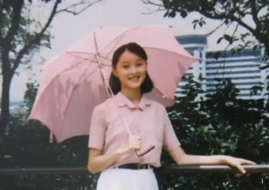 吴越是一位优秀的电影演员，知性，优雅。现今吴越，没有结婚，更没有生孑，可谓是把全