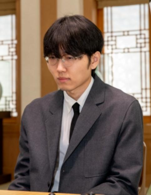 15期野狐争霸赛~申真谞率先打进八强



第15期野狐人气争霸赛从2025年4