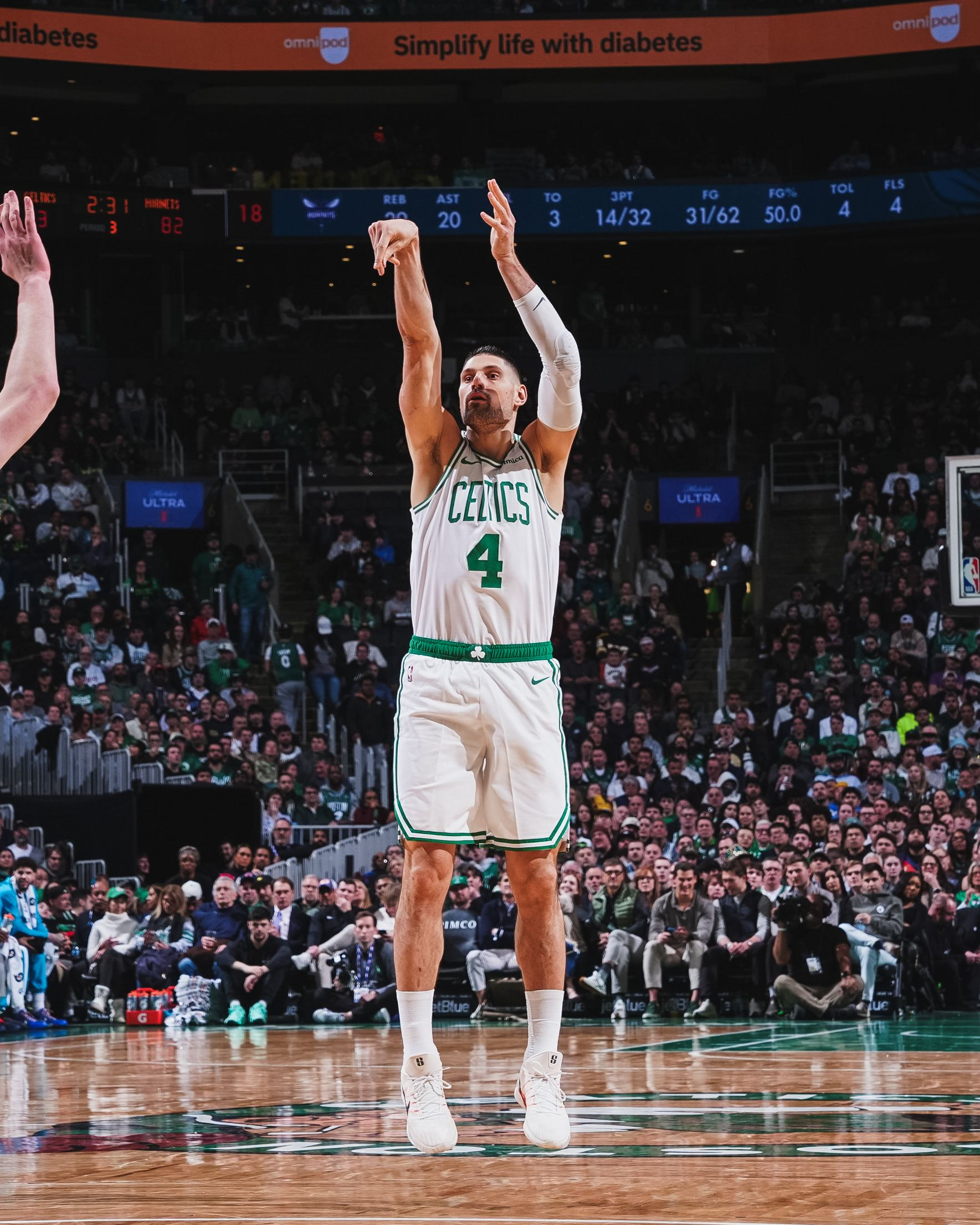 尼古拉-武切维奇今日成功接受了ORIF（切开复位内固定）手术，以稳定他右手无名指