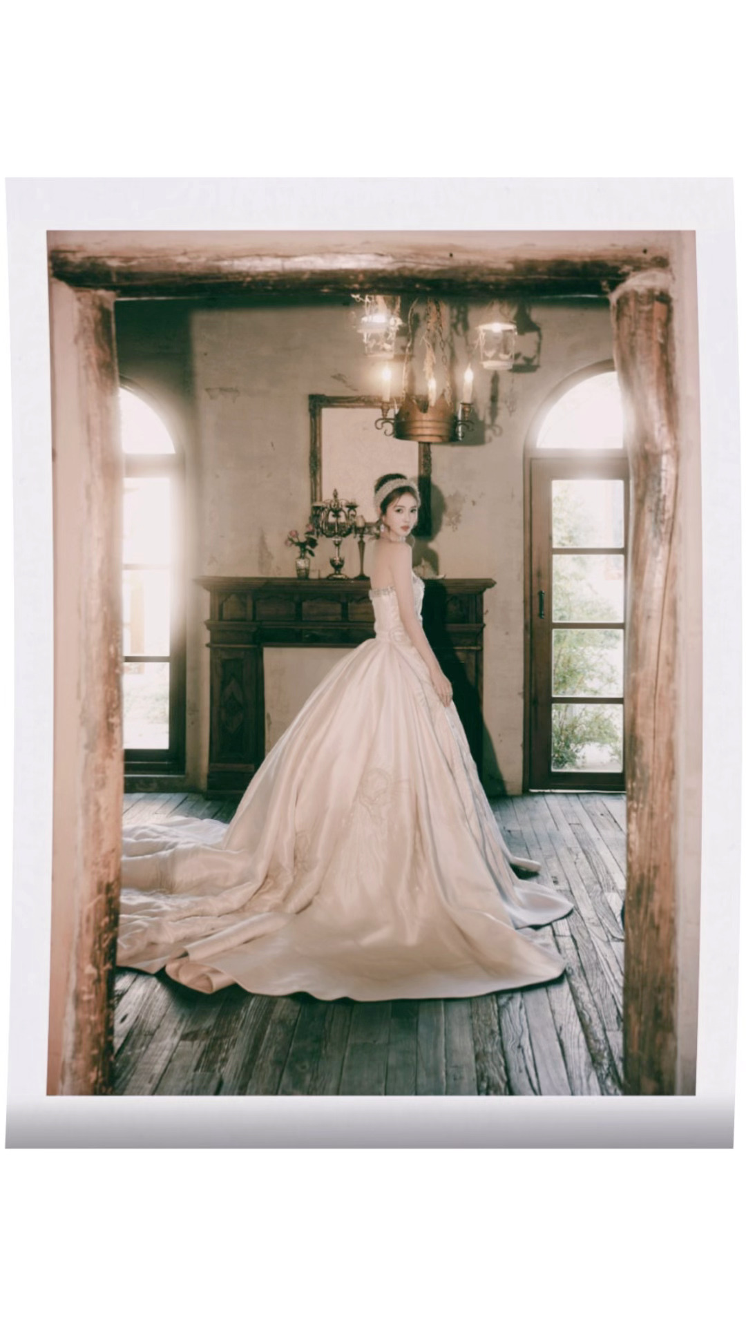 白鹿 美神 独一无二的女神！美神降临咯。这真的太好看了，好喜欢这种明媚又阳光的纯